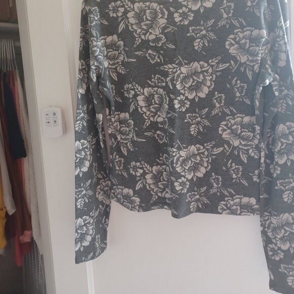 Vintage 00's Mudd Crop Top - Picture 2 of 4